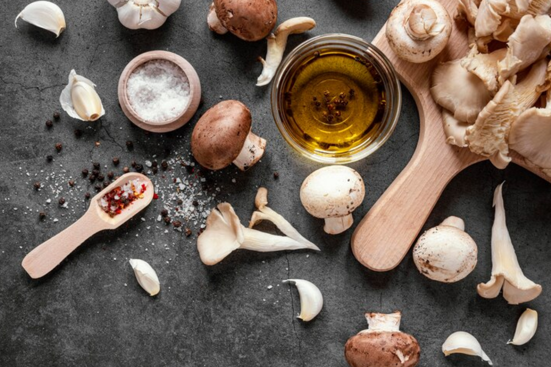 Mushroom Extracts vs. Mushroom Powders: Which is Better for Your Health?